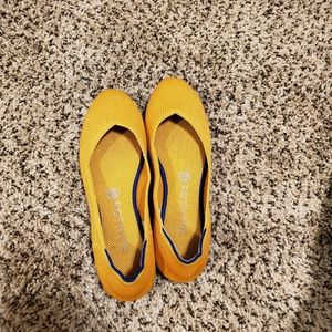 Rothys Lemondrop Flats EUC 9